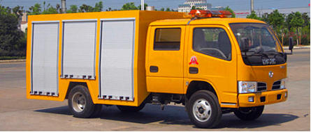 東風(fēng)多利卡工程搶險(xiǎn)車(chē)
