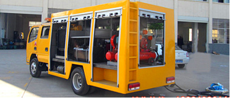 東風(fēng)多利卡工程搶險(xiǎn)車(chē)